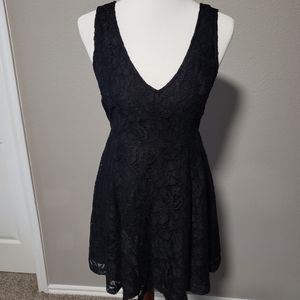 Black mini ALert!